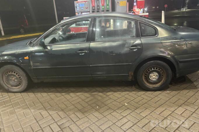 Volkswagen Passat B1 [restyling] wagon