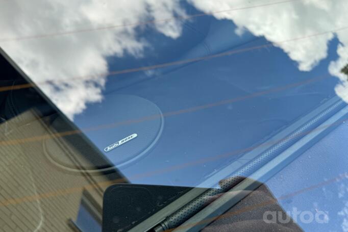 Audi V8 1 generation Sedan