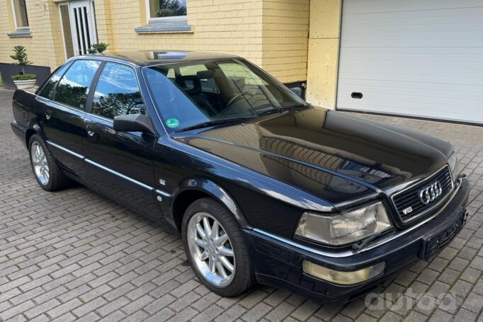 Audi V8 1 generation Sedan