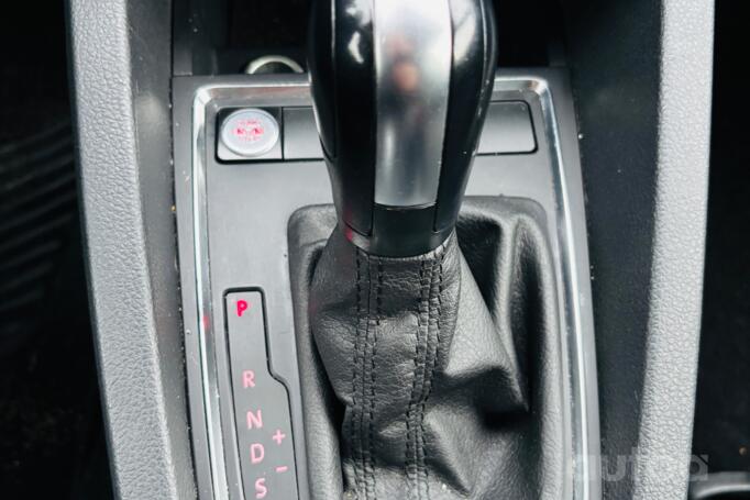 Volkswagen Jetta 6 generation [restyling] Sedan