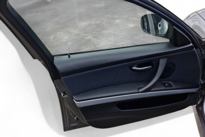 BMW 3 Series E90/E91/E92/E93 [restyling] Sedan