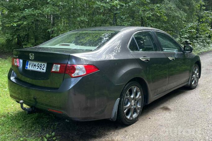 Honda Accord 8 generation Sedan 4-doors