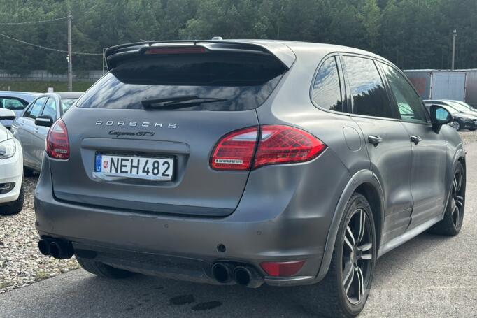 Porsche Cayenne 958 Crossover