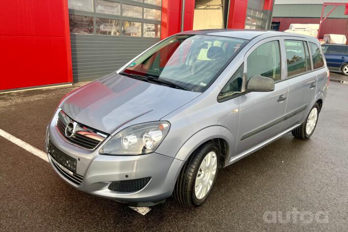 Opel Zafira B [restyling]