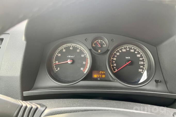 Opel Zafira B [restyling]