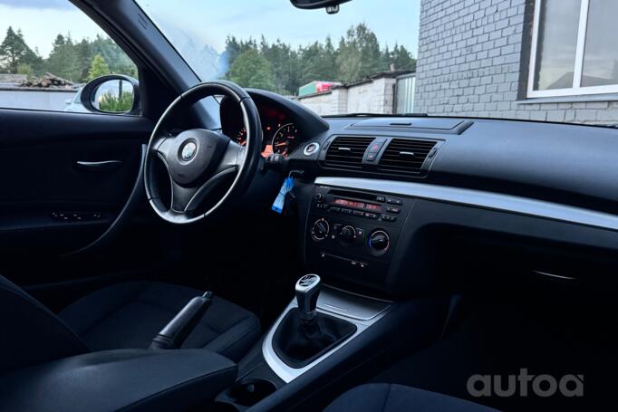 BMW 1 Series E81/E82/E87/E88 [restyling] Hatchback 5-doors