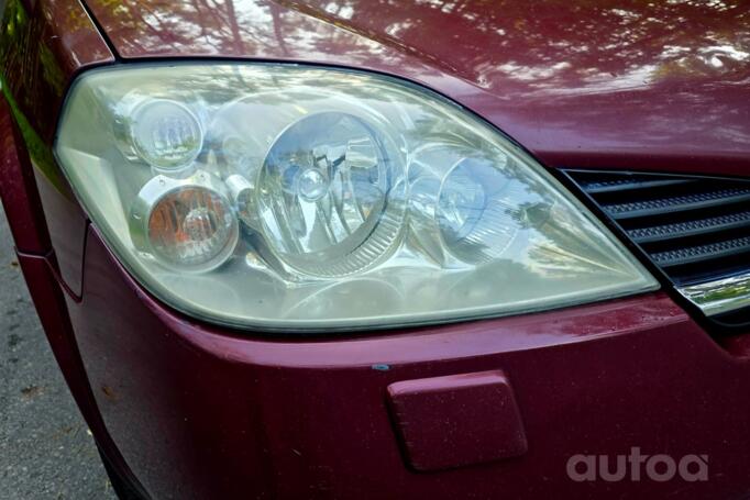 Nissan Primera P12 Liftback