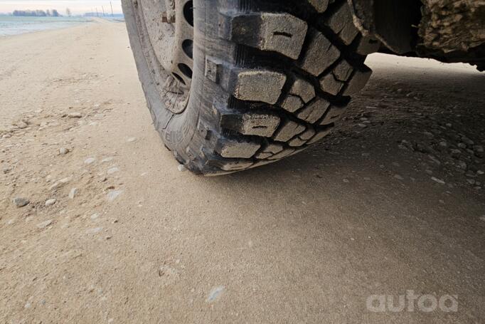 Volkswagen Passat B5 Sedan 4-doors