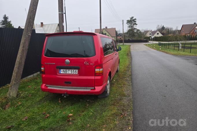 Volkswagen Transporter T5 Minivan 4-doors