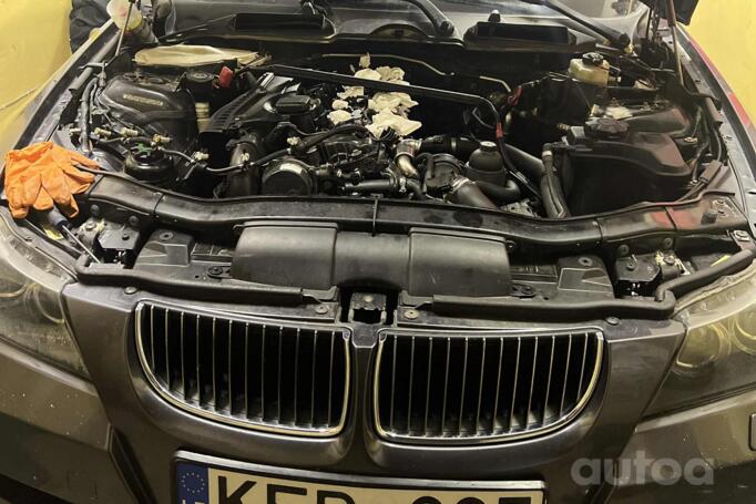 BMW 3 Series E90/E91/E92/E93 Sedan