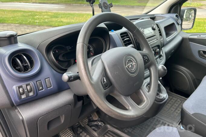 Opel Vivaro B Minivan Long