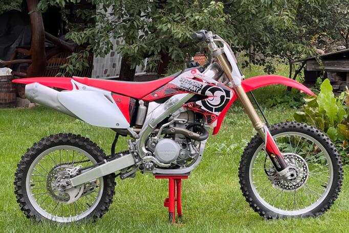 Honda CRF