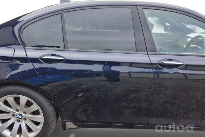 BMW 7 Series F01/F02 Sedan