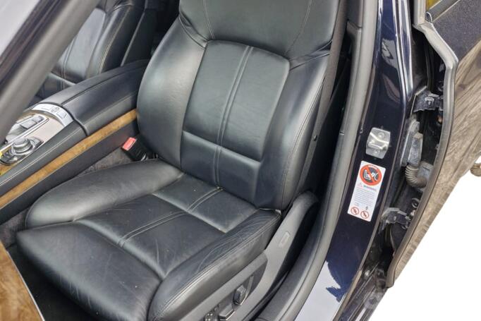 BMW 7 Series F01/F02 Sedan