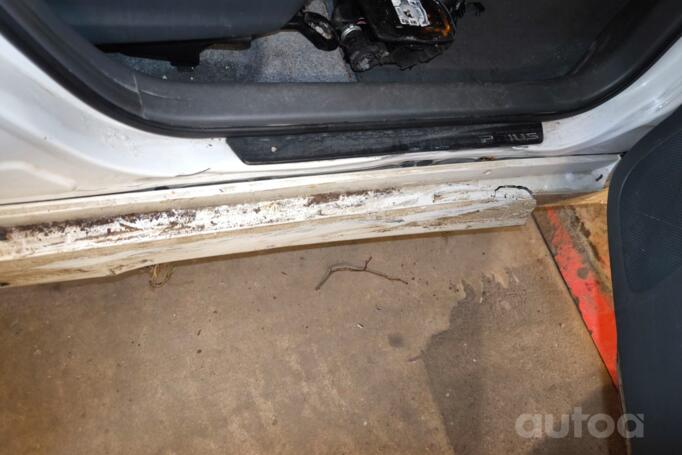 Toyota Prius 3 generation Hatchback 5-doors