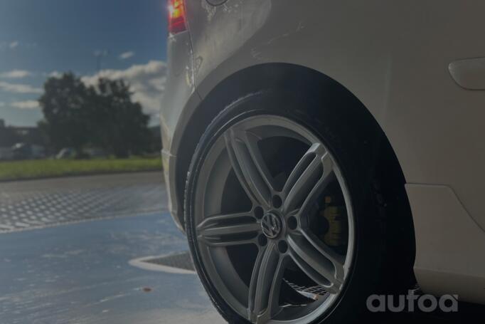 Volkswagen Golf 5 generation Hatchback 3-doors