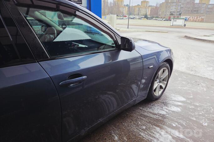 BMW 5 Series E60/E61 Touring wagon