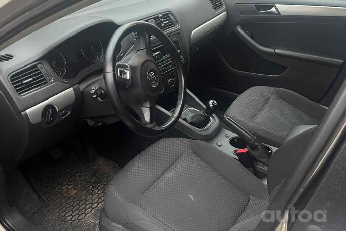 Volkswagen Jetta 6 generation Sedan