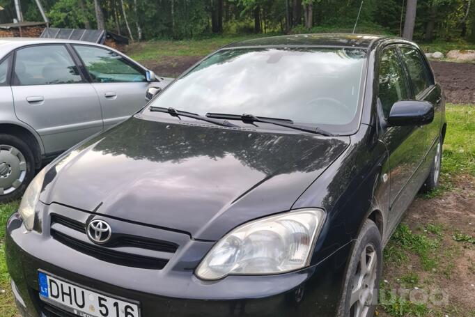 Toyota Corolla E120 Hatchback 5-doors