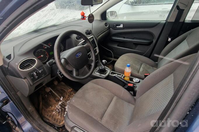 Ford Focus 2 generation Hatchback 5-doors
