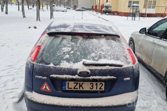 Ford Focus 2 generation Hatchback 5-doors
