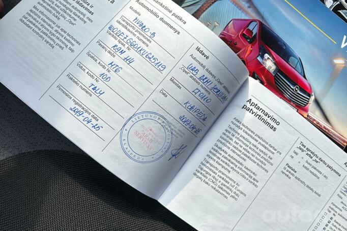 Opel Vivaro B Minivan Long