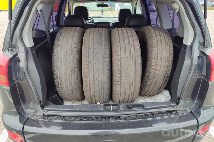 Peugeot 4007 1 generation Crossover