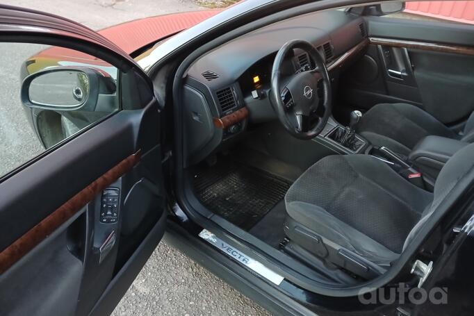 Opel Vectra C Sedan 4-doors