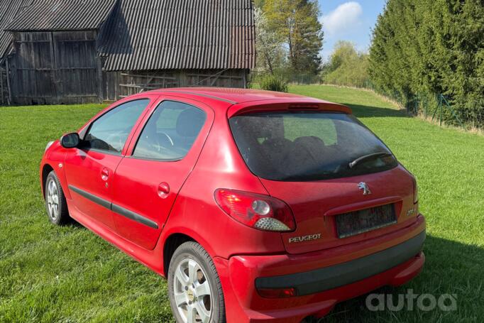 Peugeot 206 2 generation Hatchback 5-doors