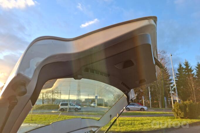 Volkswagen Golf 4 generation Hatchback 5-doors