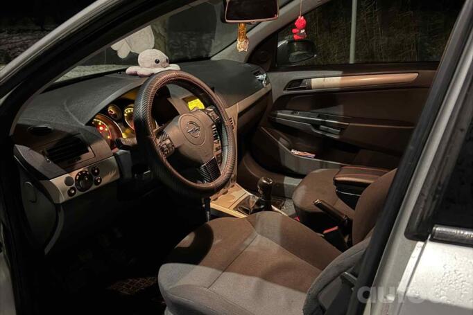 Opel Astra H wagon