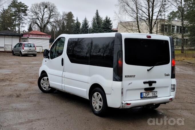 Renault Trafic 2 generation Minivan