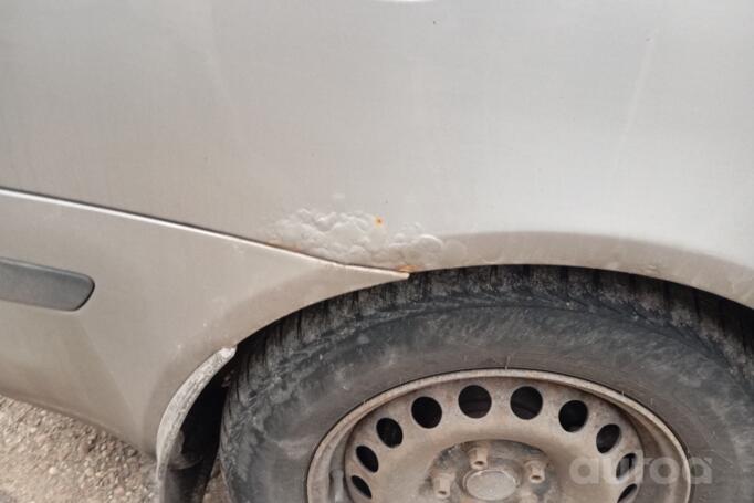 Skoda Octavia 2 generation Combi wagon 5-doors