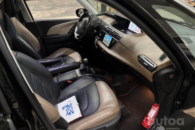 Citroen C4 Picasso 2 generation Grand minivan 5-doors