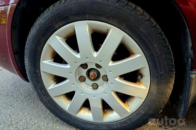 Nissan Primera P12 Liftback