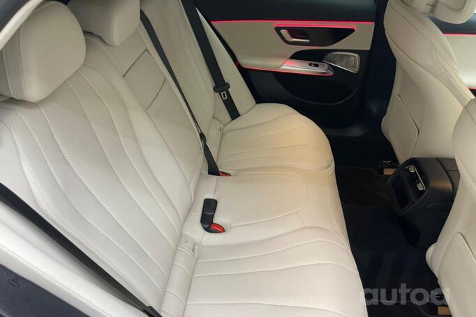 Mercedes-Benz E-Class W214