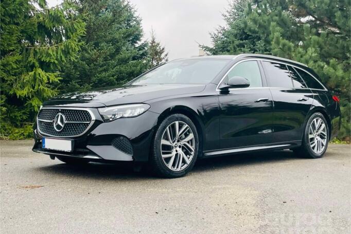 Mercedes-Benz E-Class W214
