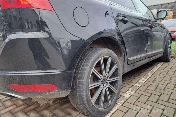 Volvo XC60 1 generation [restyling] Crossover