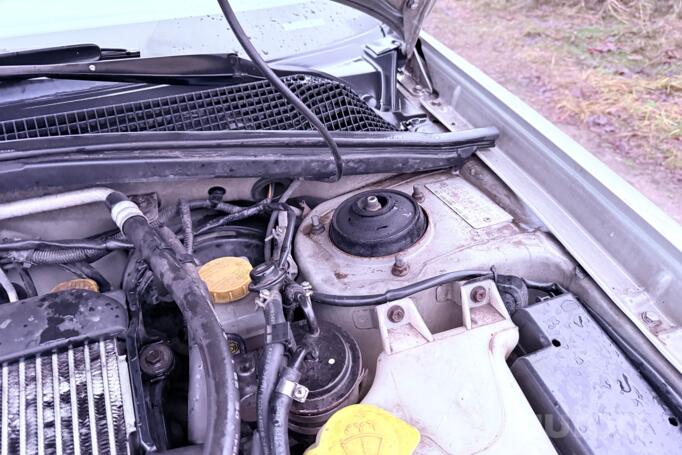 Subaru Forester 2 generation STi crossover 5-doors