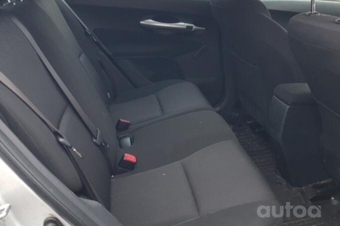 Toyota Auris 1 generation [restyling] Hatchback 5-doors