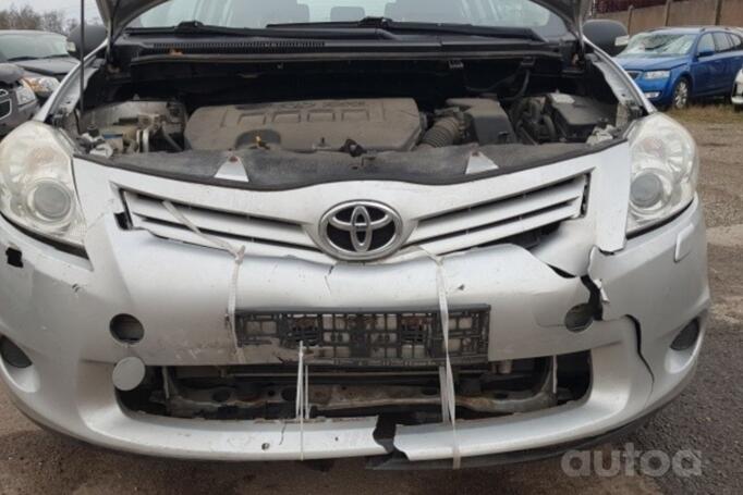 Toyota Auris 1 generation [restyling] Hatchback 5-doors