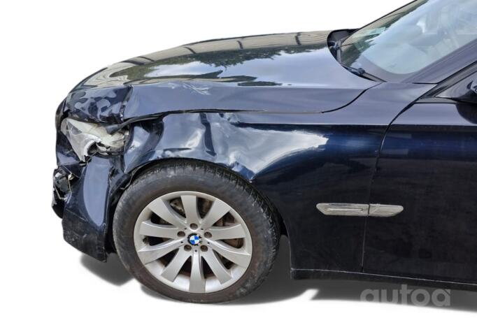 BMW 7 Series F01/F02 Sedan