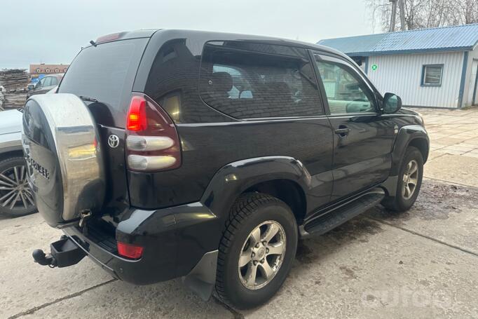 Toyota Land Cruiser Prado J120 SUV 3-doors