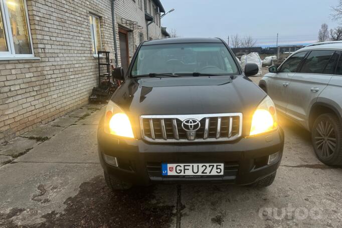 Toyota Land Cruiser Prado J120 SUV 3-doors
