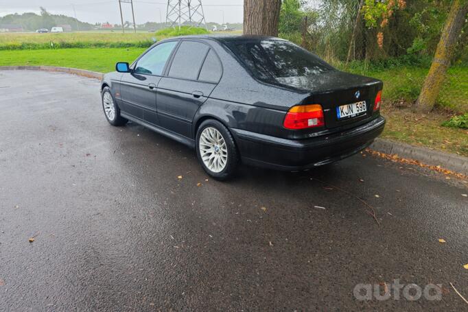 BMW 5 Series E39 Sedan 4-doors