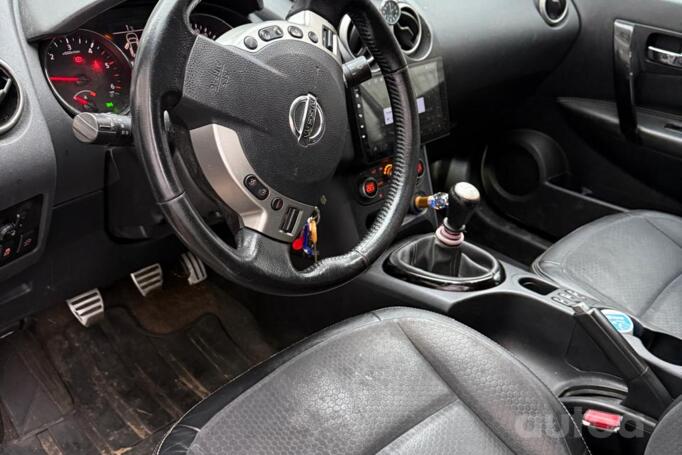 Nissan Qashqai 2 generation Crossover