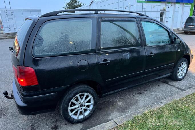 SEAT Alhambra 1 generation [restyling] Minivan