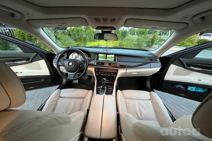 BMW 7 Series F01/F02 [restyling] Sedan