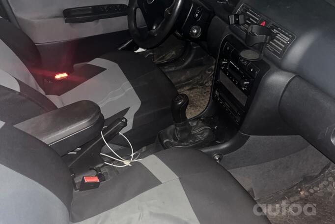 Skoda Octavia 1 generation [restyling] Liftback 5-doors