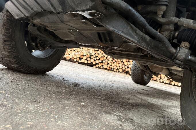 Mitsubishi Pajero Sport 1 generation SUV